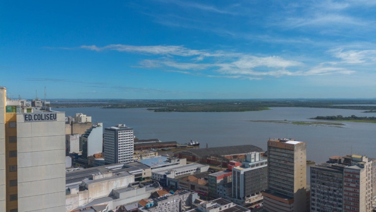 Imagem Terreno à Venda, 532 m² em Centro Histórico - Porto Alegre Imagem Terreno à Venda, 532 m² em Centro Histórico - Porto Alegre