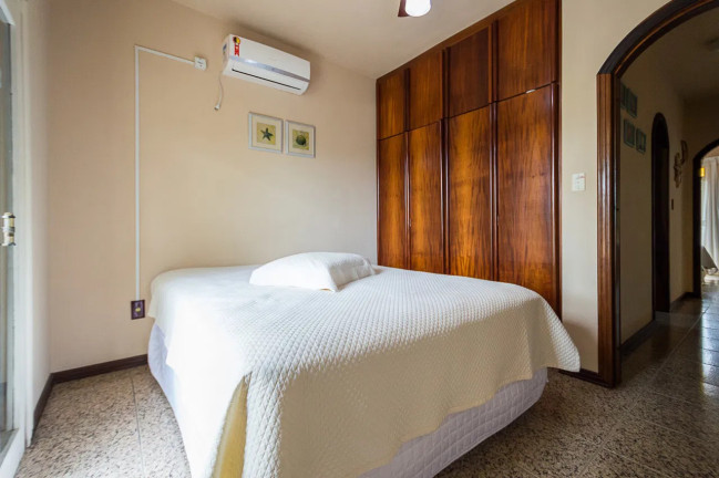 Imagem Casa com 3 Quartos à Venda, 160 m² em Morrinhos - Bombinhas