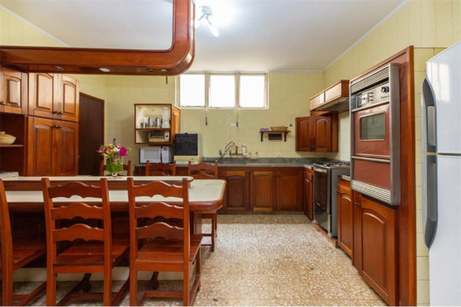 Imagem Casa com 7 Quartos à Venda,  em Granja Julieta - São Paulo