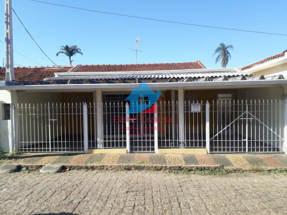Casa com 3 Quartos à Venda, 203 m² em Vila Papelão - Valinhos