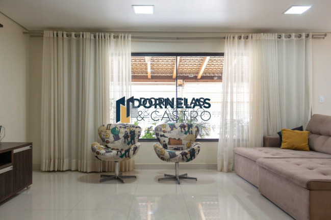 Imagem Casa com 4 Quartos à Venda, 416 m² em Guará I - Brasília Imagem Casa com 4 Quartos à Venda, 416 m² em Guará I - Brasília