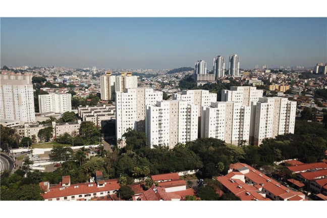 Imagem Imóvel com 3 Quartos à Venda,  em Pirajussara - São Paulo