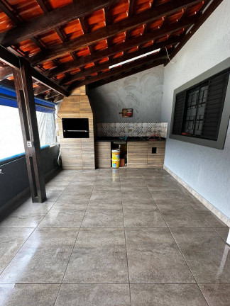 Imagem Casa à Venda, 250 m² em Recreio Retiro Do Rio Bonito (vitoriana) - Botucatu Imagem Casa à Venda, 250 m² em Recreio Retiro Do Rio Bonito (vitoriana) - Botucatu