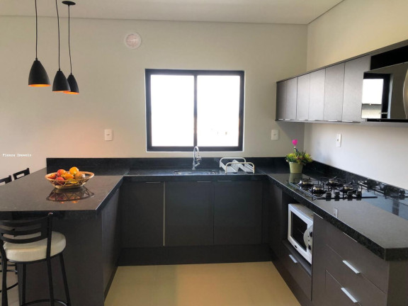 Imagem Apartamento com 2 Quartos à Venda, 90 m² em Centro - Balneário Piçarras Imagem Apartamento com 2 Quartos à Venda, 90 m² em Centro - Balneário Piçarras