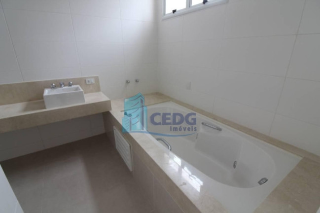 Imagem Apartamento com 3 Quartos à Venda, 176 m² em Cabral - Curitiba