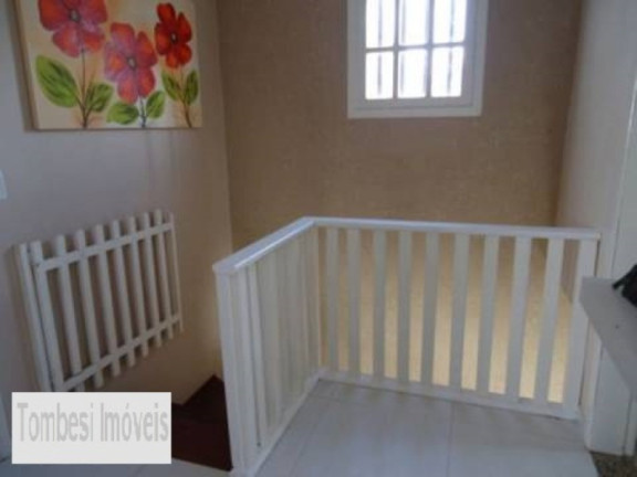 Imagem Sobrado com 3 Quartos à Venda, 150 m² em Jardim Itu - Porto Alegre Imagem Sobrado com 3 Quartos à Venda, 150 m² em Jardim Itu - Porto Alegre