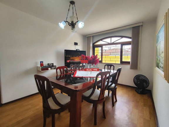 Imagem Casa com 4 Quartos à Venda, 400 m² em Seminário - Curitiba Imagem Casa com 4 Quartos à Venda, 400 m² em Seminário - Curitiba