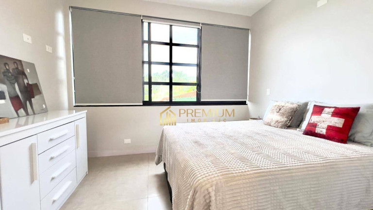 Imagem Casa com 7 Quartos à Venda, 400 m² em Pouso Alegre - Santa Isabel Imagem Casa com 7 Quartos à Venda, 400 m² em Pouso Alegre - Santa Isabel