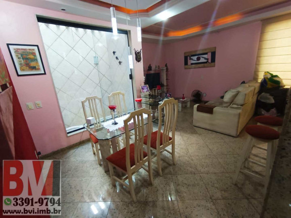 Imagem Casa com 3 Quartos à Venda, 175 m² em Vila Kosmos - Rio De Janeiro Imagem Casa com 3 Quartos à Venda, 175 m² em Vila Kosmos - Rio De Janeiro