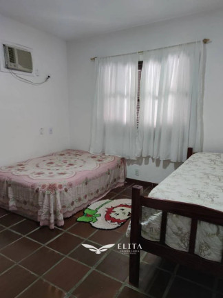 Imagem Casa com 6 Quartos à Venda,  em Itajuba - Barra Velha