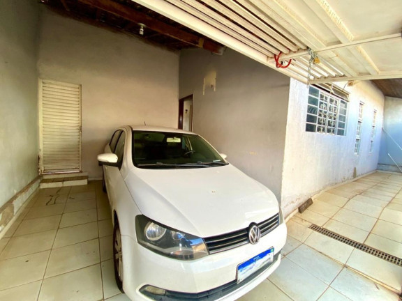 Casa com 2 Quartos à Venda, 167 m² em Centro - Lins