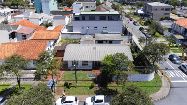 Imagem Terreno à Venda, 660 m² em Jardim Das Américas - Curitiba Imagem Terreno à Venda, 660 m² em Jardim Das Américas - Curitiba