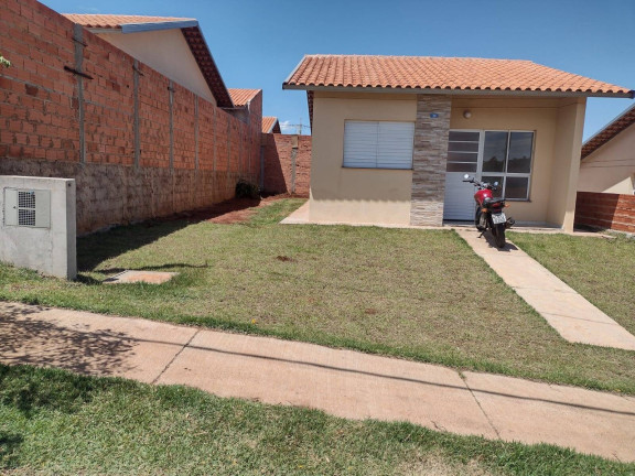 Imagem Casa com 2 Quartos à Venda,  em Loteamento Bem Te Vi I - Botucatu