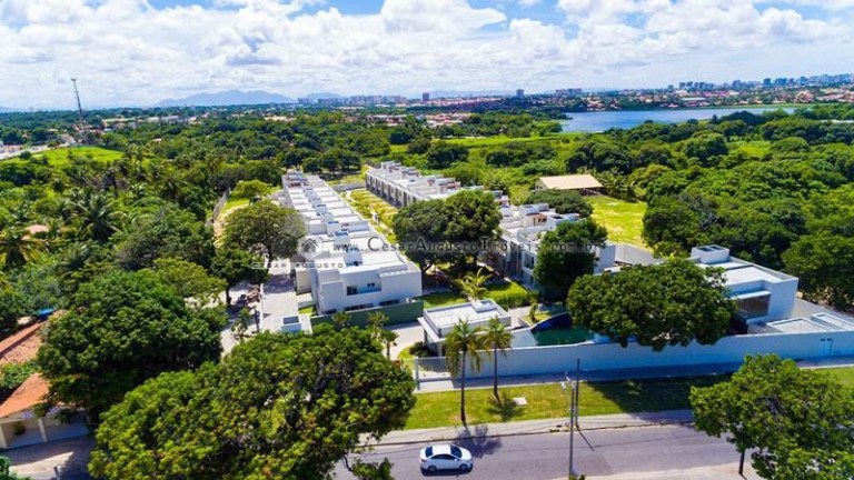 Imagem Casa com 3 Quartos à Venda, 229 m²