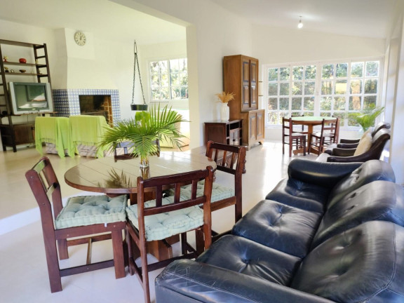 Imagem Casa com 4 Quartos à Venda, 350 m² em Granja Mafra - Teresópolis