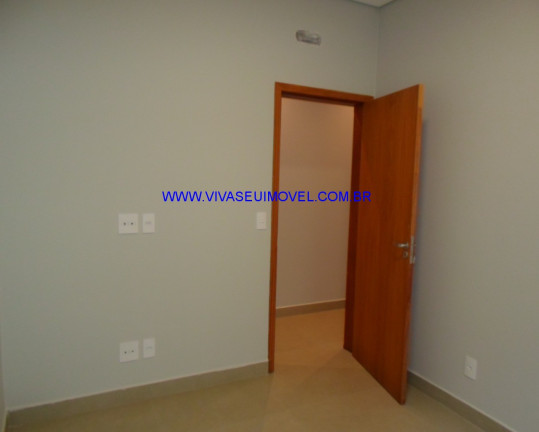 Imagem Casa com 3 Quartos à Venda, 154 m² em Jardim Residencial Viena - Indaiatuba Imagem Casa com 3 Quartos à Venda, 154 m² em Jardim Residencial Viena - Indaiatuba