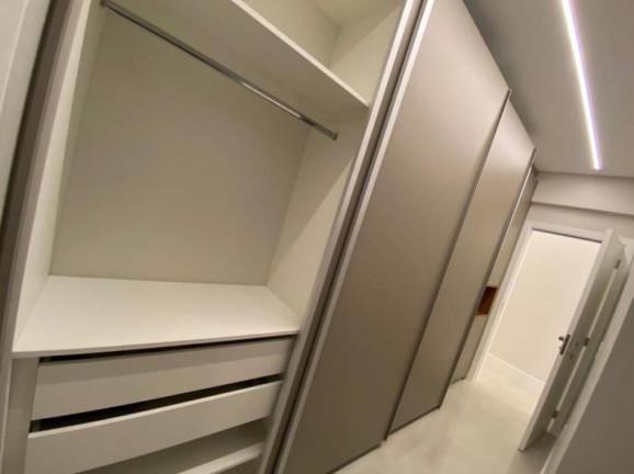 Imagem Apartamento com 2 Quartos para Alugar, 1 m² em Centro - Balneário Camboriú