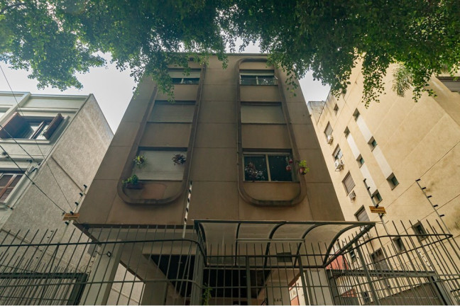 Imagem Imóvel com 3 Quartos à Venda, em Mont Serrat - Porto Alegre Imagem Imóvel com 3 Quartos à Venda, em Mont Serrat - Porto Alegre