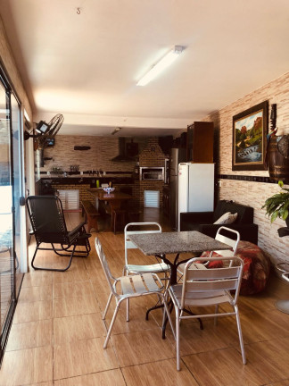 Imagem Casa com 4 Quartos para Temporada, 140 m² em Pinheira - Palhoça Imagem Casa com 4 Quartos para Temporada, 140 m² em Pinheira - Palhoça