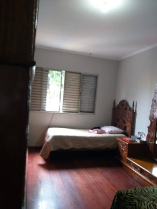 Imagem Casa com 3 Quartos à Venda, 125 m² em Taboão - Diadema Imagem Casa com 3 Quartos à Venda, 125 m² em Taboão - Diadema