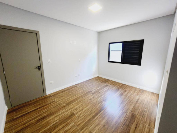 Imagem Casa com 3 Quartos à Venda, 30 m² em Bairro Do Grama - Caçapava Imagem Casa com 3 Quartos à Venda, 30 m² em Bairro Do Grama - Caçapava