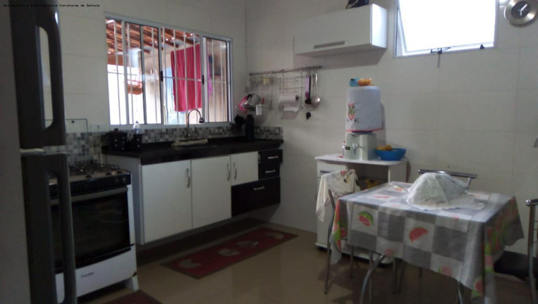 Imagem Casa com 3 Quartos à Venda, 150 m² em Estiva - Taubaté