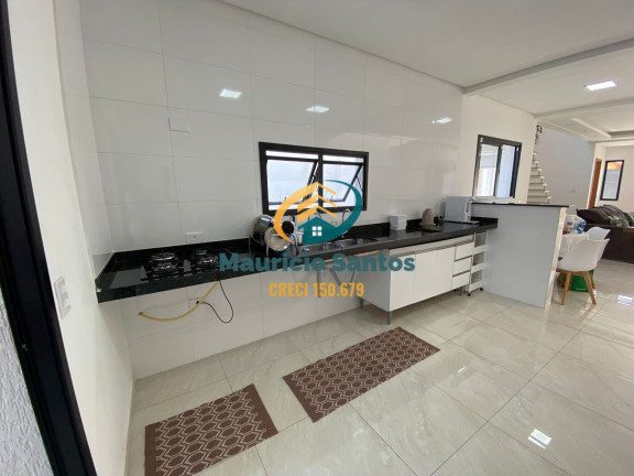Imagem Sobrado com 3 Quartos à Venda, 147 m² em Centro - Mongaguá