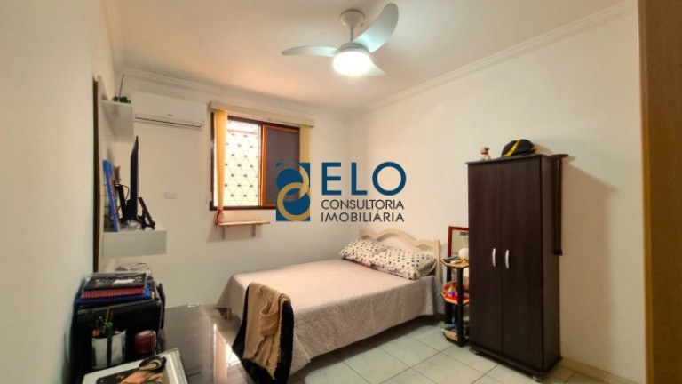 Imagem Casa com 3 Quartos à Venda, 141 m² em Embaré - Santos