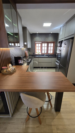 Imagem Casa com 3 Quartos à Venda, 300 m² em Loteamento Parque Itacolomy - Mogi Guaçu Imagem Casa com 3 Quartos à Venda, 300 m² em Loteamento Parque Itacolomy - Mogi Guaçu