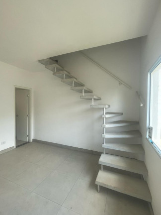 Imagem Casa com 2 Quartos para Alugar, 50 m² em Chácara Ondas Verdes - Cotia Imagem Casa com 2 Quartos para Alugar, 50 m² em Chácara Ondas Verdes - Cotia