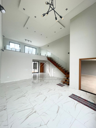 Casa de Condomínio com 3 Quartos à Venda, 213 m² em Pinheirais - Bragança Paulista