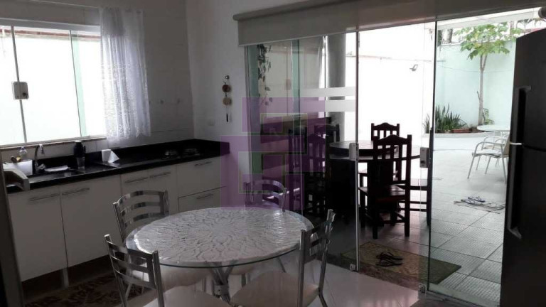 Imagem Sobrado com 3 Quartos à Venda, 190 m² em Jardim Las Palmas - Guarujá Imagem Sobrado com 3 Quartos à Venda, 190 m² em Jardim Las Palmas - Guarujá