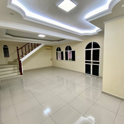 Imagem Casa com 5 Quartos para Alugar, 458 m² em Aleixo - Manaus