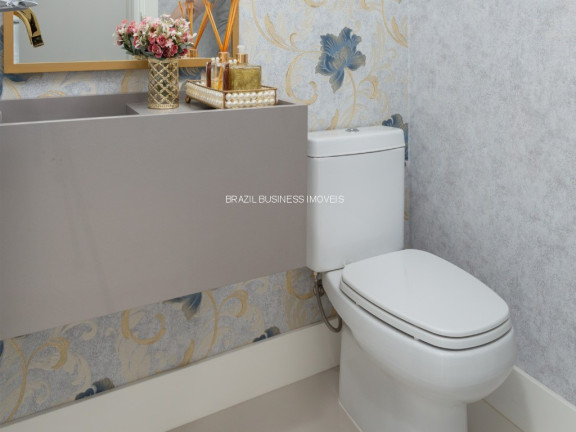 Imagem Imóvel com 3 Quartos à Venda, 122 m² em Centro - Balneário Camboriú