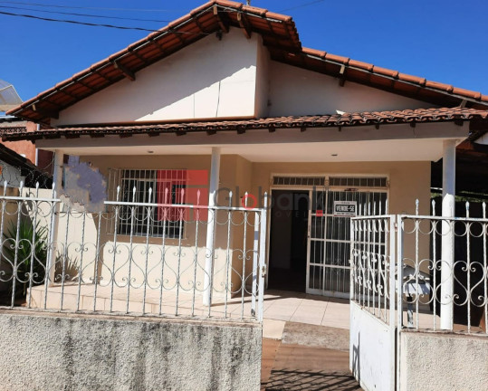 Casa com 4 Quartos à Venda, 340 m² em Santa Rita I - Montes Claros
