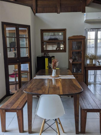 Imagem Casa com 2 Quartos à Venda, 170 m² em Floresta - Joinville