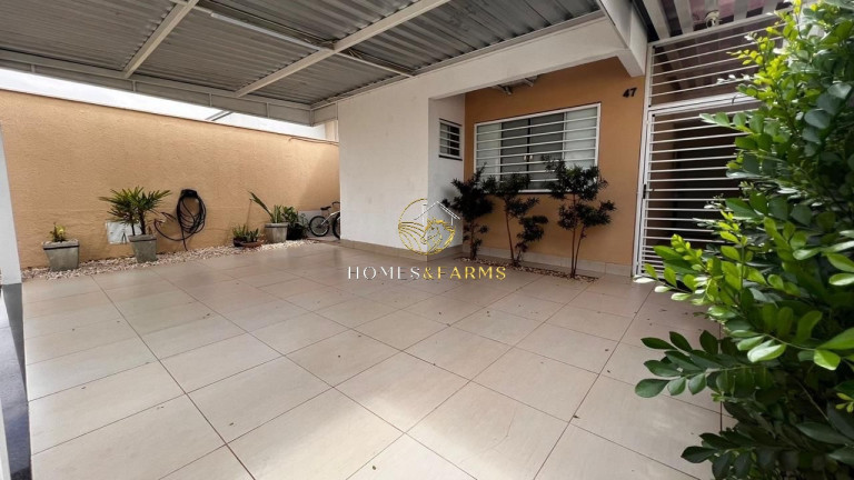 Casa com 3 Quartos à Venda, 130 m² em Jardim Novo Mundo - Goiânia
