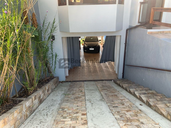 Imagem Casa com 3 Quartos à Venda, 265 m² em Jardim Belvedere - Volta Redonda Imagem Casa com 3 Quartos à Venda, 265 m² em Jardim Belvedere - Volta Redonda