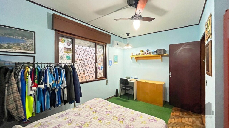 Imagem Casa com 3 Quartos à Venda, em Santa Tereza - Porto Alegre Imagem Casa com 3 Quartos à Venda, em Santa Tereza - Porto Alegre