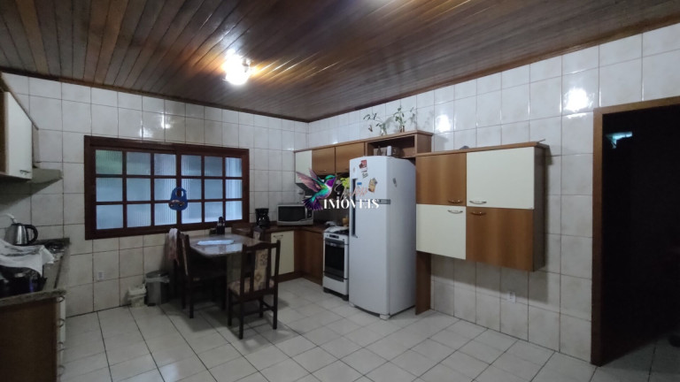 Imagem Casa com 2 Quartos à Venda, 185 m² em Passo Fundo - Guaíba