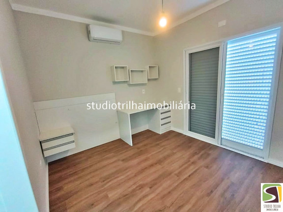 Casa com 3 Quartos à Venda,  em Urbanova - São José Dos Campos
