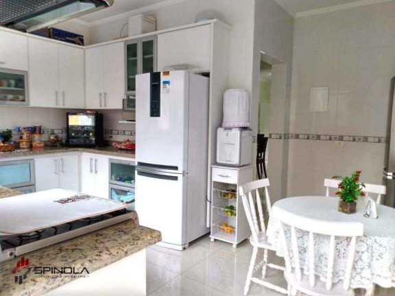 Imagem Casa com 4 Quartos à Venda, 232 m² em Balneário Flórida - Praia Grande Imagem Casa com 4 Quartos à Venda, 232 m² em Balneário Flórida - Praia Grande