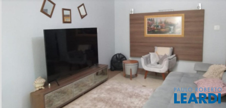 Imagem Sobrado com 3 Quartos à Venda, 294 m² em Vila Floresta - Santo André Imagem Sobrado com 3 Quartos à Venda, 294 m² em Vila Floresta - Santo André