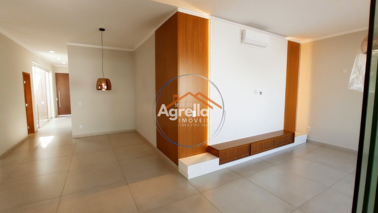 Imagem Imóvel com 3 Quartos à Venda, 263 m² em Condomínio Residencial Dos Jequitibás - Mogi Mirim Imagem Imóvel com 3 Quartos à Venda, 263 m² em Condomínio Residencial Dos Jequitibás - Mogi Mirim