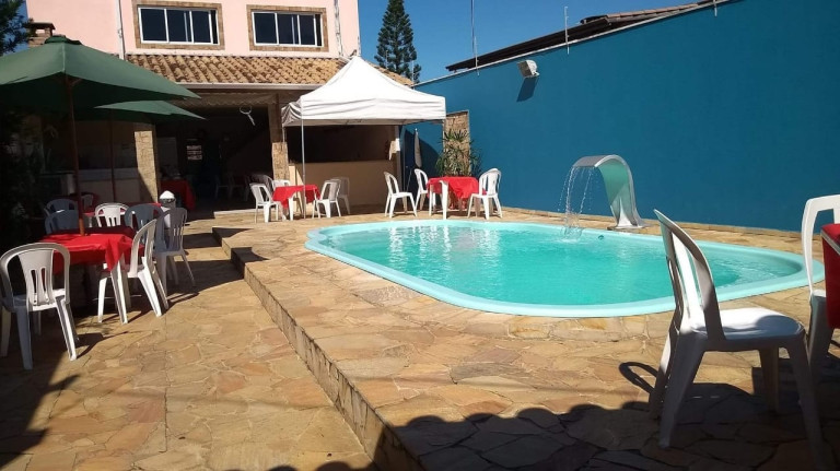 Imóvel Comercial à Venda,  em Vila Iapi - Taubaté