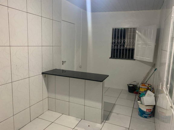 Imagem Casa com 3 Quartos para Alugar,  em Colonia Terra Nova - Manaus