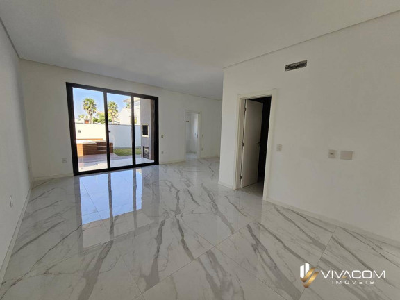 Imagem Casa com 3 Quartos à Venda, 173 m² em Deltaville - Biguaçu Imagem Casa com 3 Quartos à Venda, 173 m² em Deltaville - Biguaçu