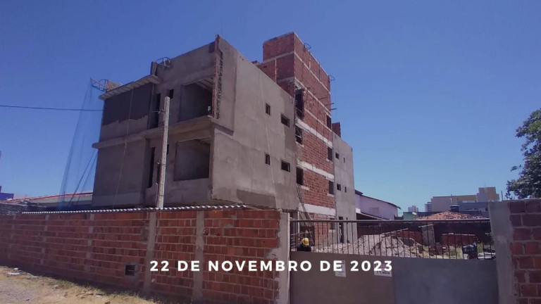 Apartamento com 3 Quartos à Venda, 74 m²