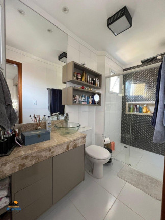 Imagem Casa com 3 Quartos à Venda, em Boqueirão - Santos Imagem Casa com 3 Quartos à Venda, em Boqueirão - Santos