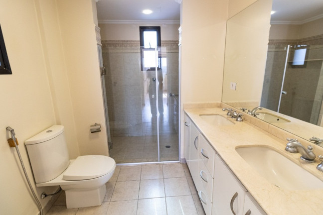 Imagem Apartamento com 3 Quartos à Venda, 209 m² em Itaim Bibi - São Paulo